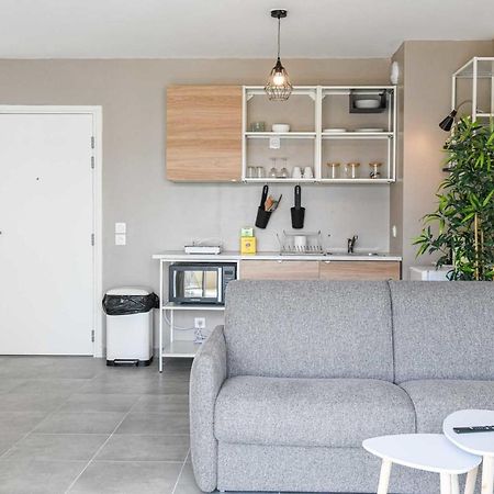 Appart Avec Terrasse Et Parking A 2 Min Du Metro Marseille Ngoại thất bức ảnh